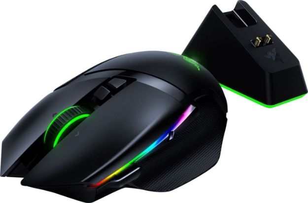 תמונה של RAZER BASILISK ULTIMATE | עכבר גיימינג אלחוטי עם תחנת עגינה